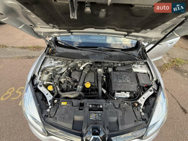 Сірий Рено Меган, об'ємом двигуна 1.5 л та пробігом 260 тис. км за 8150 $, фото 18 на Automoto.ua