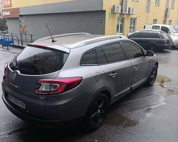 Сірий Рено Меган, об'ємом двигуна 1.5 л та пробігом 230 тис. км за 9600 $, фото 6 на Automoto.ua