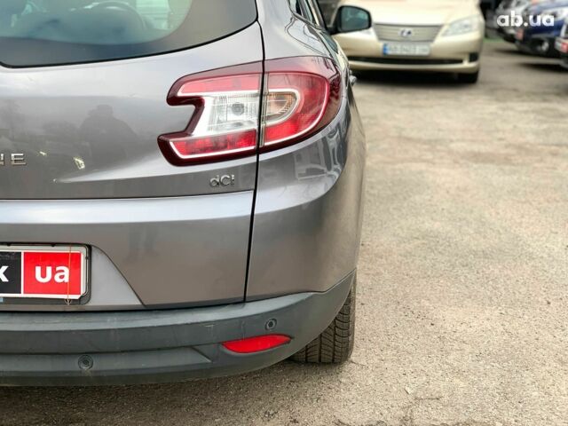 Сірий Рено Меган, об'ємом двигуна 1.5 л та пробігом 252 тис. км за 8790 $, фото 11 на Automoto.ua