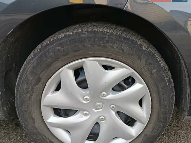 Серый Рено Меган, объемом двигателя 1.5 л и пробегом 187 тыс. км за 9500 $, фото 6 на Automoto.ua