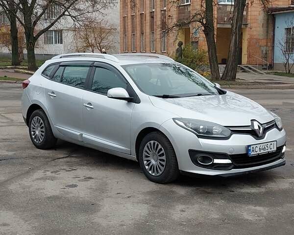 Серый Рено Меган, объемом двигателя 1.46 л и пробегом 301 тыс. км за 8100 $, фото 1 на Automoto.ua