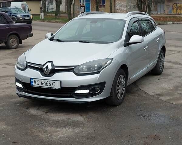 Серый Рено Меган, объемом двигателя 1.46 л и пробегом 301 тыс. км за 8100 $, фото 3 на Automoto.ua