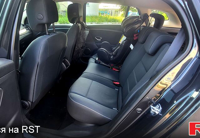 Сірий Рено Меган, об'ємом двигуна 1.5 л та пробігом 255 тис. км за 9650 $, фото 10 на Automoto.ua