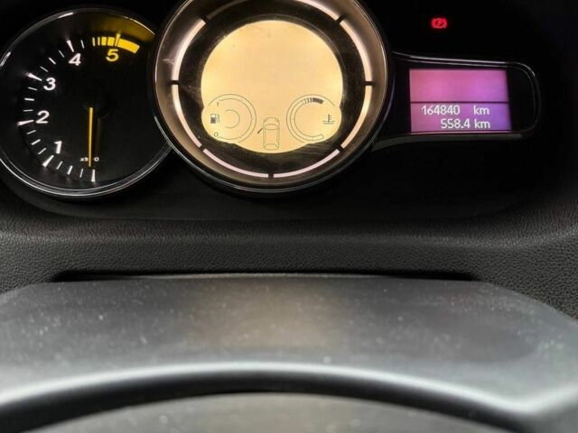 Сірий Рено Меган, об'ємом двигуна 0 л та пробігом 164 тис. км за 7999 $, фото 5 на Automoto.ua