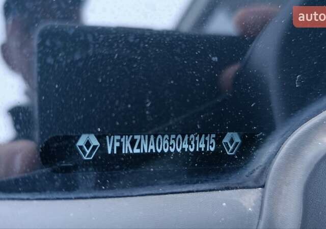 Серый Рено Меган, объемом двигателя 1.6 л и пробегом 188 тыс. км за 9450 $, фото 84 на Automoto.ua