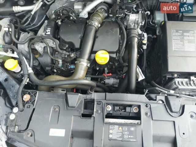 Серый Рено Меган, объемом двигателя 1.46 л и пробегом 233 тыс. км за 9700 $, фото 45 на Automoto.ua