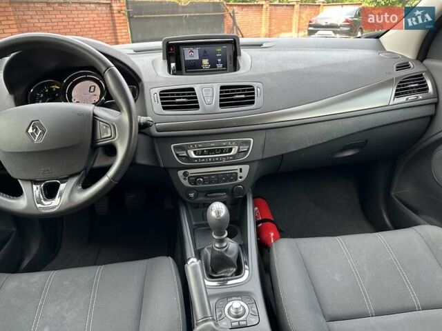 Сірий Рено Меган, об'ємом двигуна 1.5 л та пробігом 149 тис. км за 8850 $, фото 36 на Automoto.ua