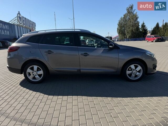 Сірий Рено Меган, об'ємом двигуна 1.2 л та пробігом 140 тис. км за 7100 $, фото 3 на Automoto.ua
