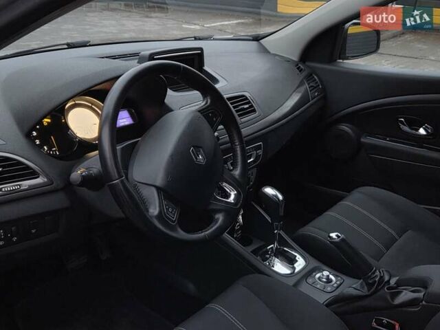 Серый Рено Меган, объемом двигателя 1.46 л и пробегом 246 тыс. км за 7300 $, фото 11 на Automoto.ua