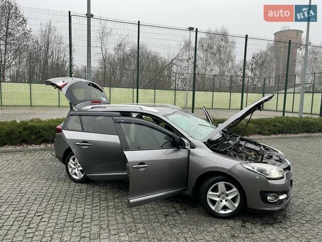 Серый Рено Меган, объемом двигателя 1.5 л и пробегом 310 тыс. км за 8700 $, фото 1 на Automoto.ua