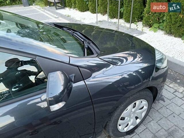 Серый Рено Меган, объемом двигателя 1.46 л и пробегом 243 тыс. км за 9000 $, фото 10 на Automoto.ua