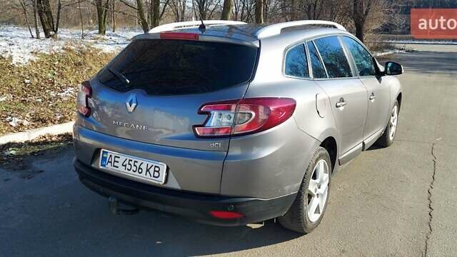 Сірий Рено Меган, об'ємом двигуна 1.5 л та пробігом 301 тис. км за 7890 $, фото 5 на Automoto.ua