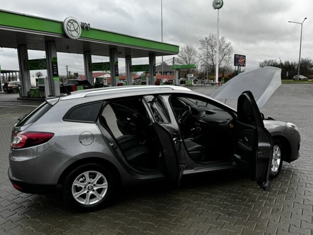 Сірий Рено Меган, об'ємом двигуна 1.5 л та пробігом 320 тис. км за 7600 $, фото 18 на Automoto.ua