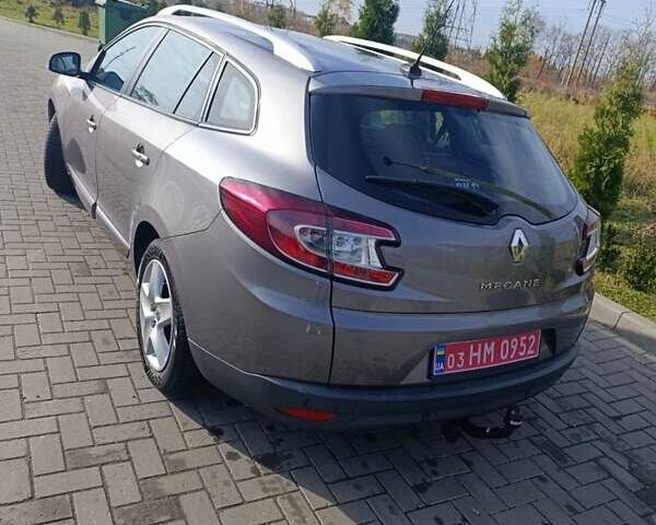 Серый Рено Меган, объемом двигателя 1.6 л и пробегом 172 тыс. км за 9500 $, фото 6 на Automoto.ua