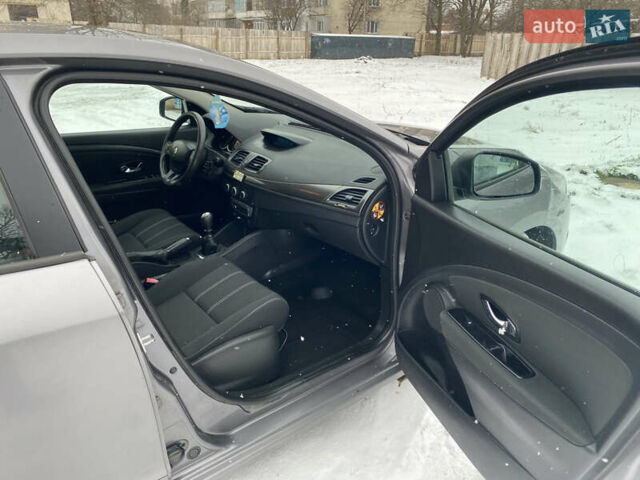 Серый Рено Меган, объемом двигателя 1.46 л и пробегом 198 тыс. км за 7900 $, фото 8 на Automoto.ua