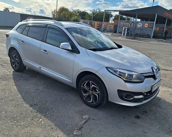 Сірий Рено Меган, об'ємом двигуна 1.5 л та пробігом 243 тис. км за 7800 $, фото 5 на Automoto.ua