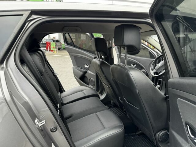 Сірий Рено Меган, об'ємом двигуна 1.5 л та пробігом 320 тис. км за 7600 $, фото 19 на Automoto.ua