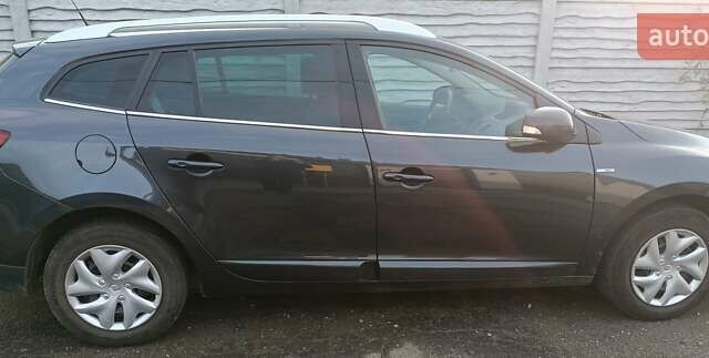 Серый Рено Меган, объемом двигателя 1.5 л и пробегом 187 тыс. км за 9500 $, фото 4 на Automoto.ua