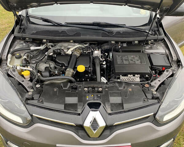 Сірий Рено Меган, об'ємом двигуна 1.5 л та пробігом 208 тис. км за 9800 $, фото 17 на Automoto.ua