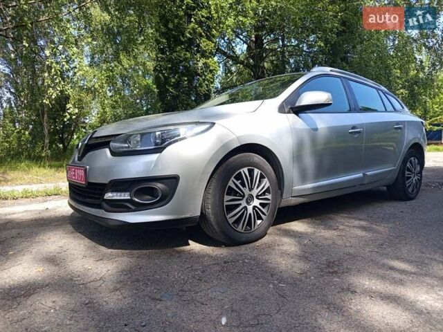 Серый Рено Меган, объемом двигателя 1.49 л и пробегом 223 тыс. км за 8600 $, фото 22 на Automoto.ua