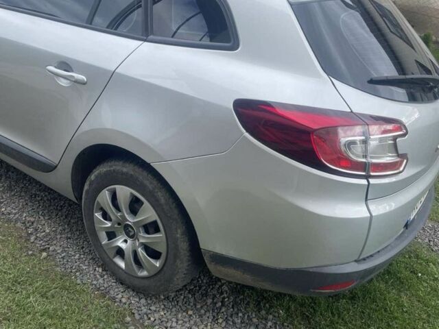 Сірий Рено Меган, об'ємом двигуна 1.5 л та пробігом 300 тис. км за 6200 $, фото 4 на Automoto.ua