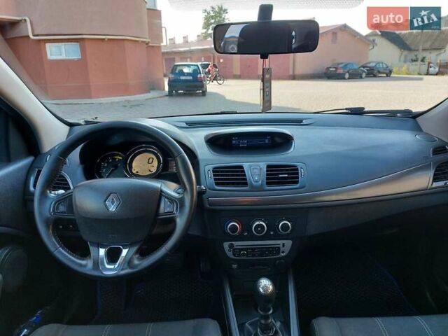 Серый Рено Меган, объемом двигателя 1.46 л и пробегом 265 тыс. км за 7250 $, фото 21 на Automoto.ua