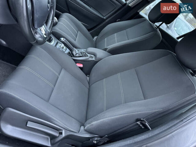 Сірий Рено Меган, об'ємом двигуна 1.5 л та пробігом 212 тис. км за 10500 $, фото 13 на Automoto.ua