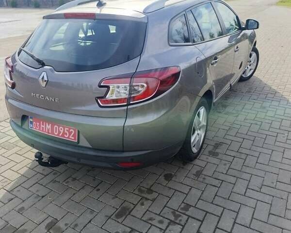 Серый Рено Меган, объемом двигателя 1.6 л и пробегом 172 тыс. км за 9500 $, фото 7 на Automoto.ua