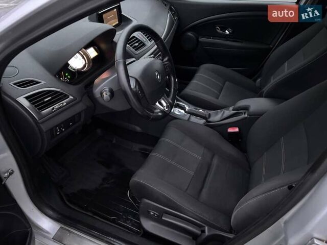 Серый Рено Меган, объемом двигателя 1.5 л и пробегом 328 тыс. км за 7300 $, фото 19 на Automoto.ua