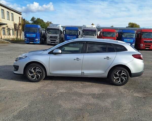 Сірий Рено Меган, об'ємом двигуна 1.5 л та пробігом 243 тис. км за 7800 $, фото 2 на Automoto.ua