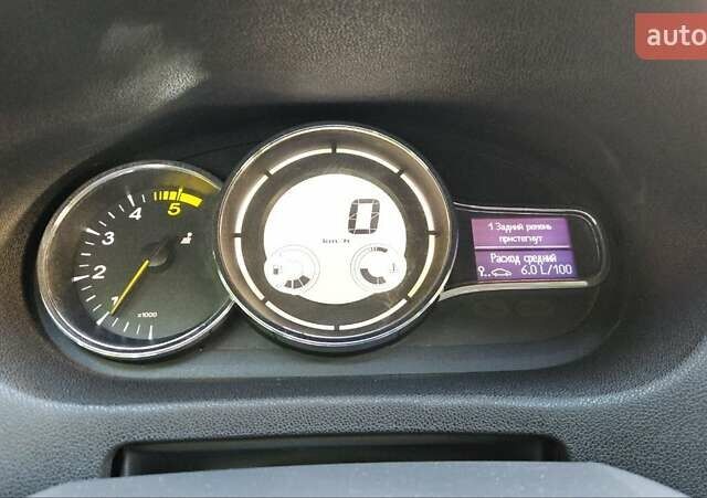 Серый Рено Меган, объемом двигателя 1.5 л и пробегом 244 тыс. км за 7999 $, фото 23 на Automoto.ua