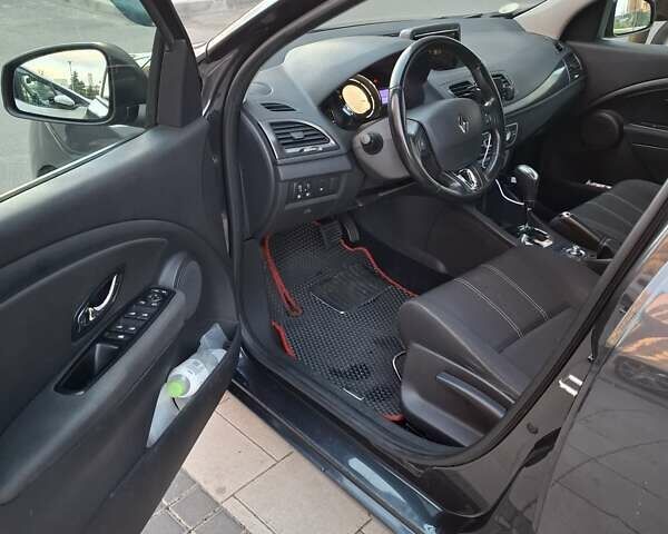 Рено Меган 2014 в Киеве на Automoto.ua Серый Рено Меган, объемом двигателя 1.46 л и пробегом 260 тыс. км за 8200 $, фото 11 на Automoto.ua