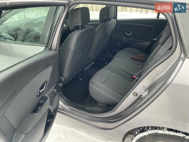 Серый Рено Меган, объемом двигателя 1.46 л и пробегом 198 тыс. км за 7900 $, фото 9 на Automoto.ua