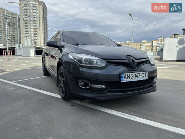 Рено Меган 2014 в Киеве на Automoto.ua Серый Рено Меган, объемом двигателя 1.46 л и пробегом 340 тыс. км за 8000 $, фото 14 на Automoto.ua