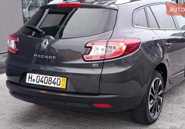 Серый Рено Меган, объемом двигателя 1.6 л и пробегом 188 тыс. км за 9450 $, фото 46 на Automoto.ua
