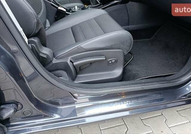 Серый Рено Меган, объемом двигателя 1.6 л и пробегом 188 тыс. км за 9450 $, фото 74 на Automoto.ua