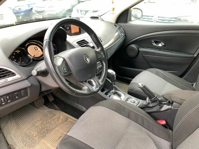 Сірий Рено Меган, об'ємом двигуна 1.5 л та пробігом 252 тис. км за 8790 $, фото 28 на Automoto.ua