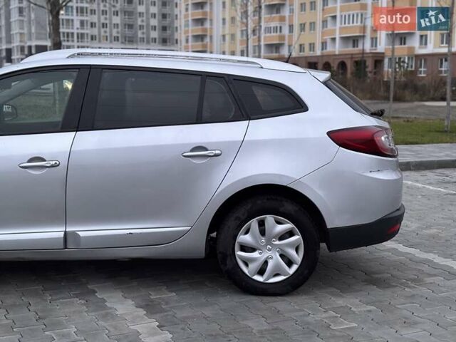 Серый Рено Меган, объемом двигателя 1.5 л и пробегом 328 тыс. км за 7300 $, фото 6 на Automoto.ua