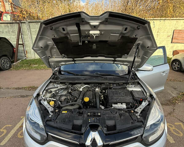 Сірий Рено Меган, об'ємом двигуна 1.5 л та пробігом 260 тис. км за 8150 $, фото 16 на Automoto.ua