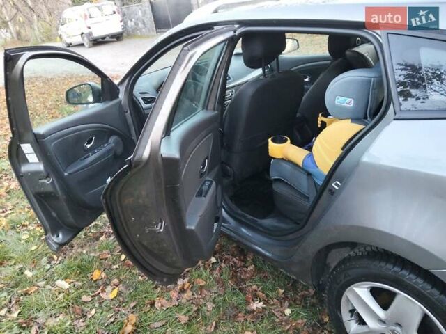 Серый Рено Меган, объемом двигателя 1.46 л и пробегом 252 тыс. км за 8999 $, фото 6 на Automoto.ua