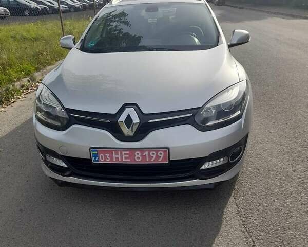 Серый Рено Меган, объемом двигателя 1.49 л и пробегом 223 тыс. км за 8600 $, фото 1 на Automoto.ua