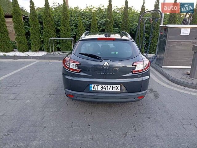 Серый Рено Меган, объемом двигателя 1.46 л и пробегом 243 тыс. км за 9000 $, фото 8 на Automoto.ua