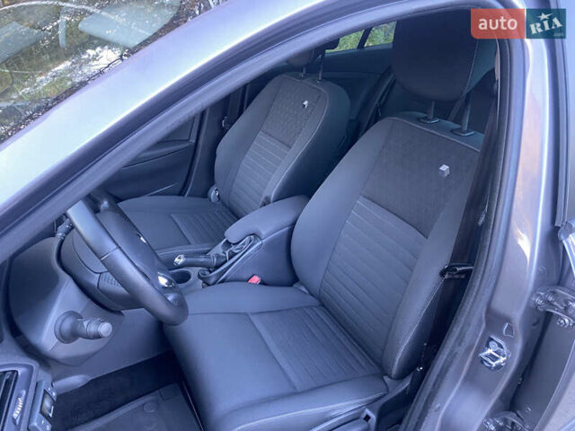 Серый Рено Меган, объемом двигателя 1.5 л и пробегом 232 тыс. км за 7990 $, фото 16 на Automoto.ua