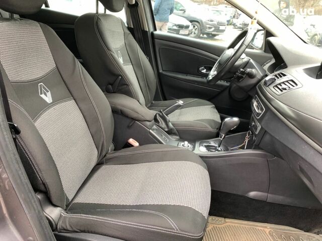 Сірий Рено Меган, об'ємом двигуна 1.5 л та пробігом 252 тис. км за 8790 $, фото 23 на Automoto.ua