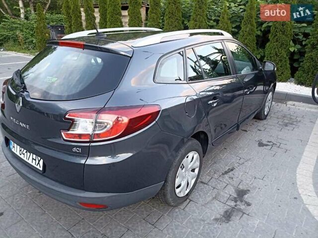 Серый Рено Меган, объемом двигателя 1.46 л и пробегом 243 тыс. км за 9000 $, фото 9 на Automoto.ua