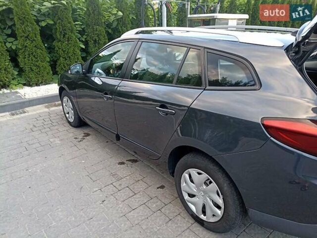 Серый Рено Меган, объемом двигателя 1.46 л и пробегом 243 тыс. км за 9000 $, фото 6 на Automoto.ua