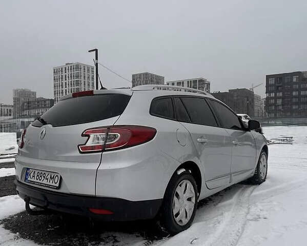 Сірий Рено Меган, об'ємом двигуна 1.5 л та пробігом 274 тис. км за 7500 $, фото 4 на Automoto.ua