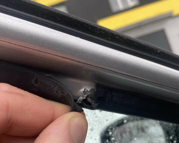 Серый Рено Меган, объемом двигателя 1.46 л и пробегом 270 тыс. км за 7500 $, фото 16 на Automoto.ua