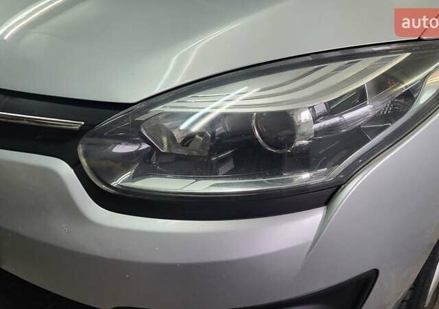 Серый Рено Меган, объемом двигателя 1.46 л и пробегом 233 тыс. км за 7800 $, фото 12 на Automoto.ua