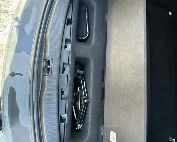 Сірий Рено Меган, об'ємом двигуна 1.6 л та пробігом 275 тис. км за 8000 $, фото 17 на Automoto.ua